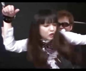 Asian teen zabaldu eta egin orgasm