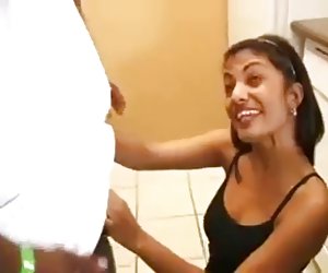 Indian neska beltz fucks algortako!